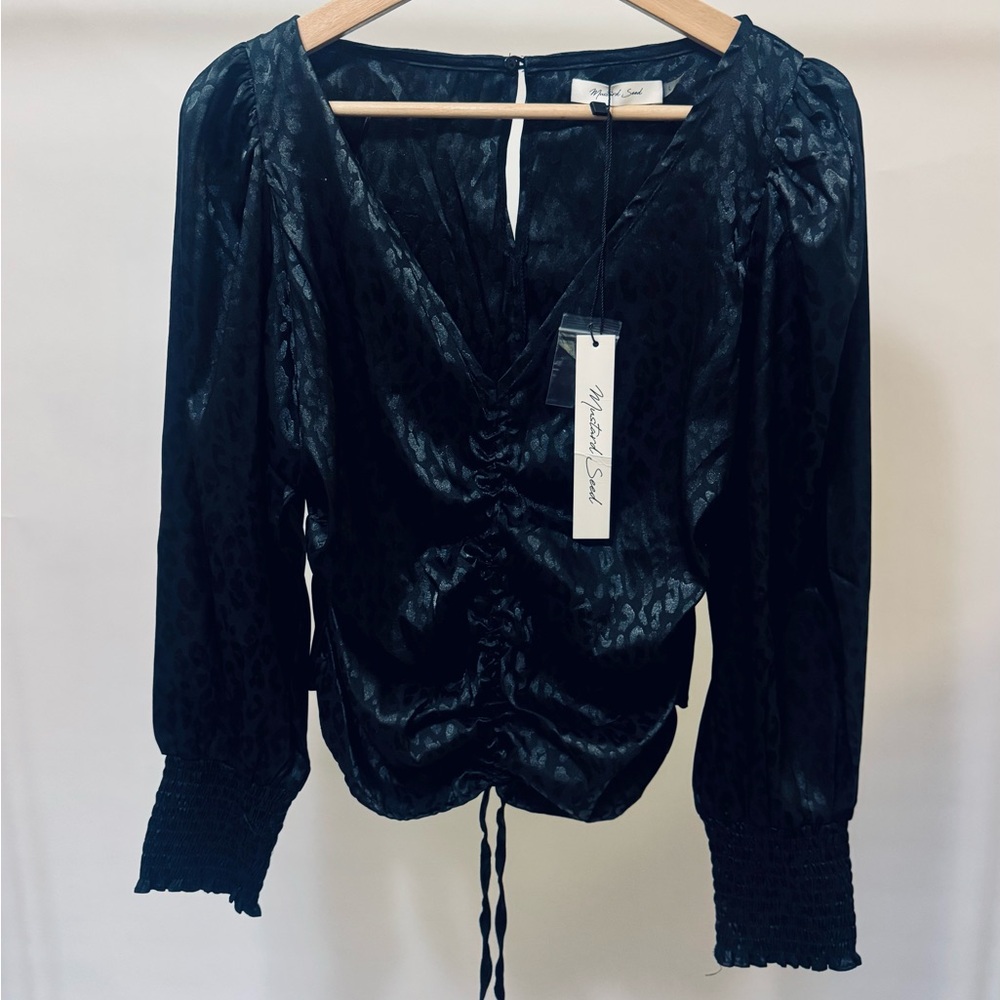 Mustard seed Black Ruched leopard Women's Top - size large